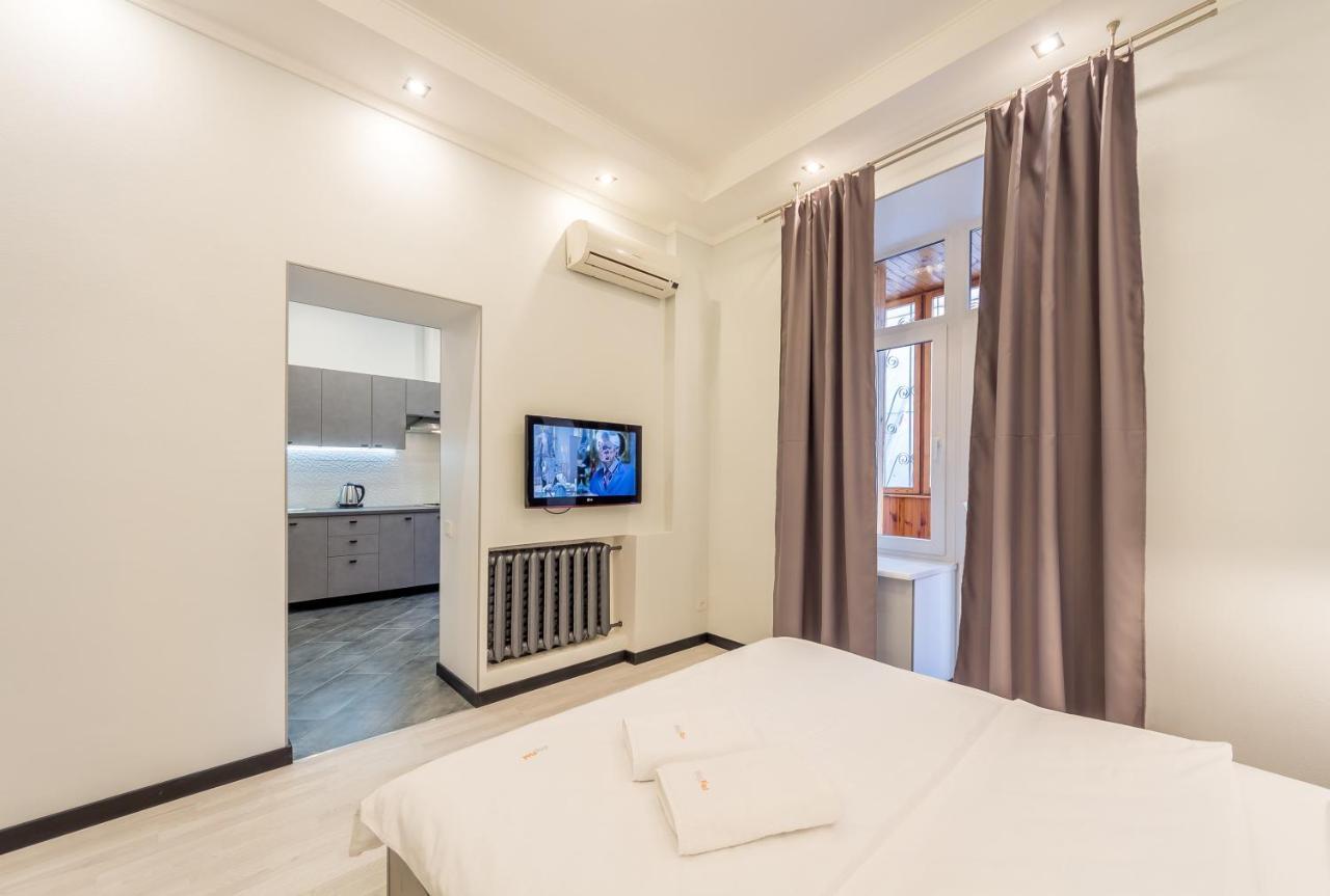 Central Dayflat Apartments Київ Екстер'єр фото