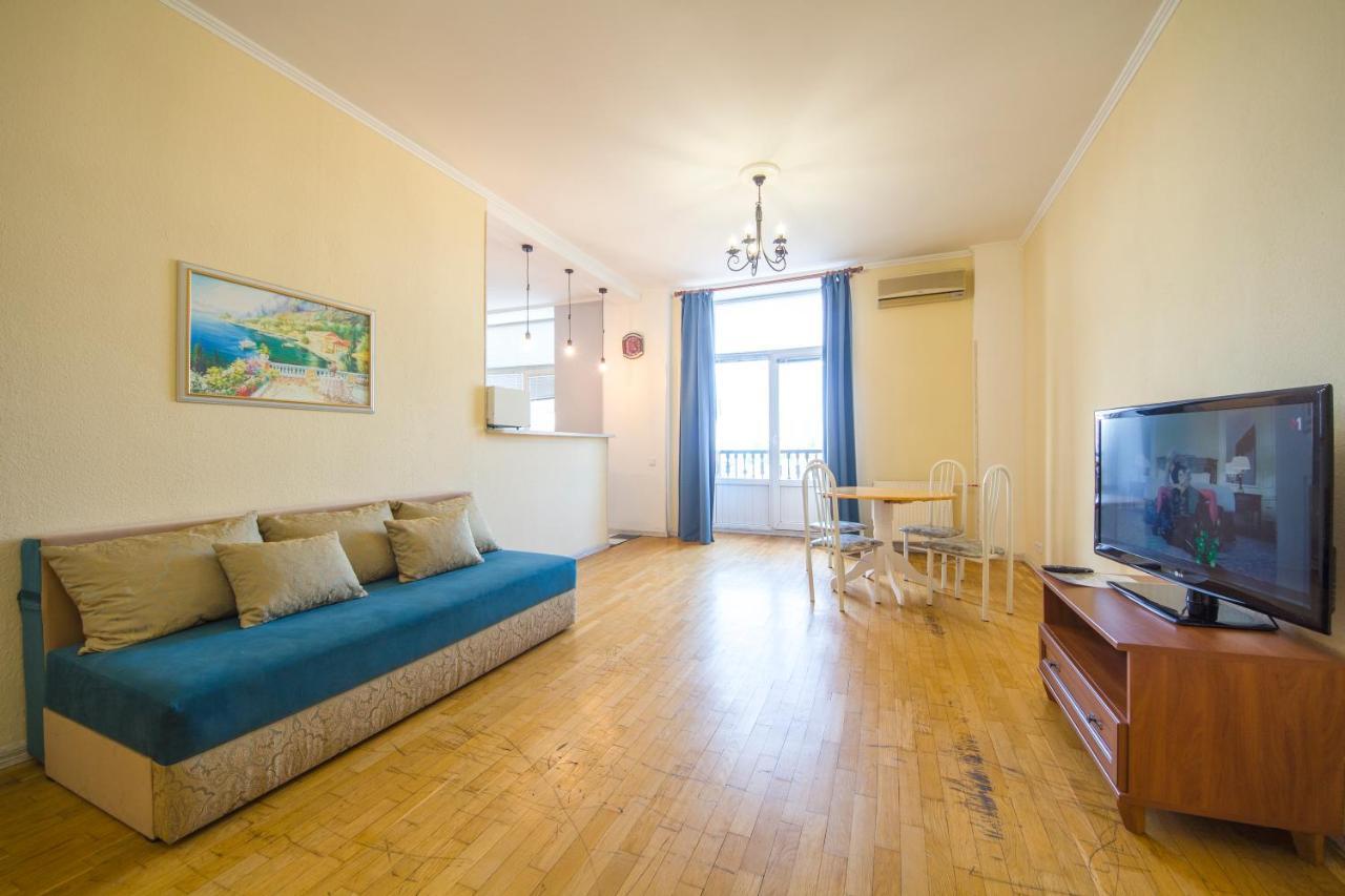 Central Dayflat Apartments Київ Екстер'єр фото
